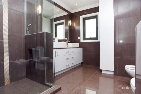 Property photo of 38 Tara Valley Crescent Doreen VIC 3754