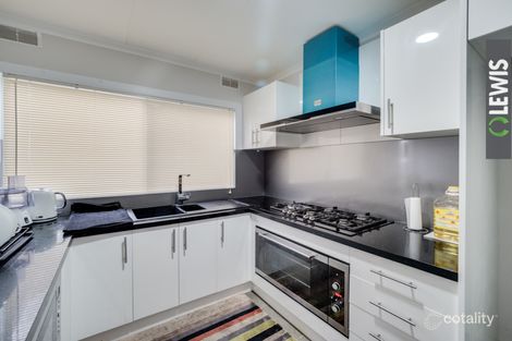 Property photo of 10 Vervale Avenue Fawkner VIC 3060