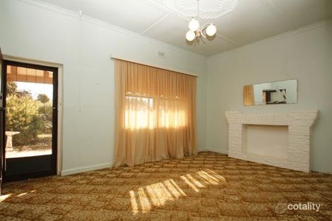 Property photo of 31 Second Street Loxton SA 5333