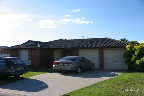 Property photo of 4 Tandara Place Forster NSW 2428
