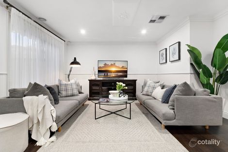 Property photo of 4 Friendship Avenue Mill Park VIC 3082