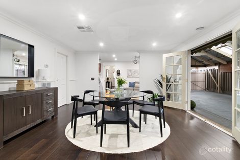 Property photo of 4 Friendship Avenue Mill Park VIC 3082
