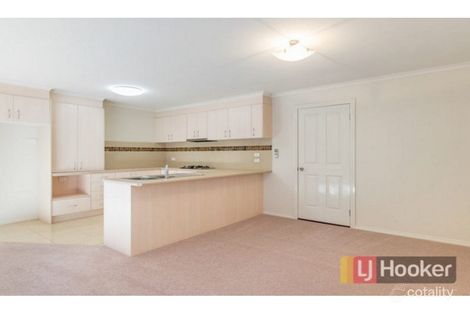 Property photo of 2/7 Trinca Court Werribee VIC 3030