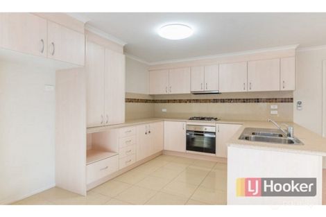Property photo of 2/7 Trinca Court Werribee VIC 3030
