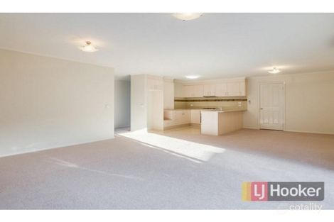 Property photo of 2/7 Trinca Court Werribee VIC 3030