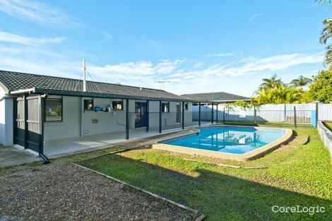 Property photo of 32 Glendevon Crescent Mount Warren Park QLD 4207