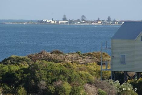 Property photo of 102 Fendam Street Warnbro WA 6169