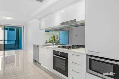 Property photo of 203/41 Harbour Town Drive Biggera Waters QLD 4216