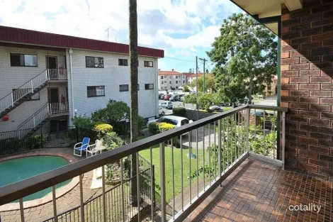 8/210 Scarborough St, Southport, QLD 4215
