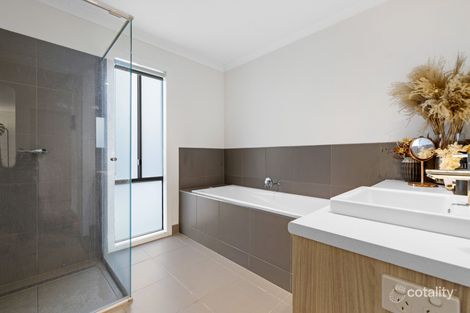 Property photo of 4/2 Frederick Court Werribee VIC 3030