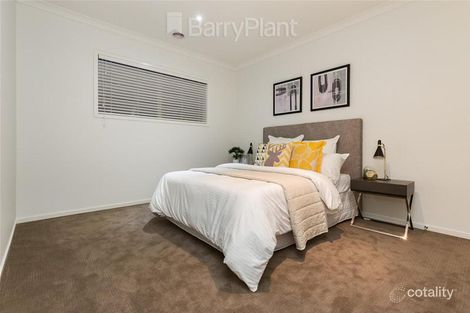 Property photo of 105 Clarendon Drive Keysborough VIC 3173