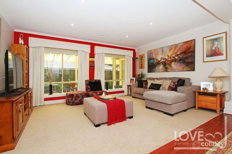 Property photo of 14 Teatree Drive South Morang VIC 3752