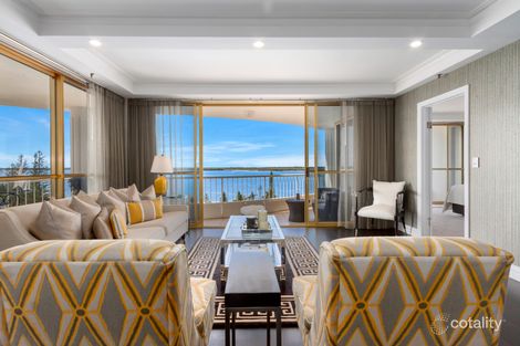 Property photo of 15/19 Oatland Esplanade Runaway Bay QLD 4216