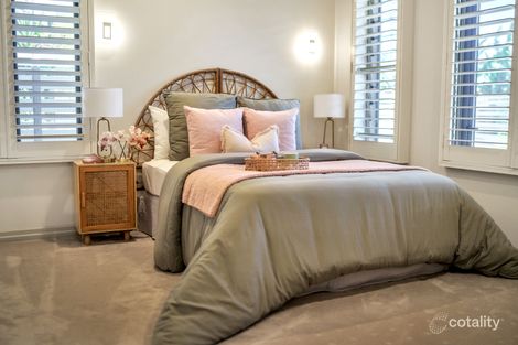 Property photo of 46 Koppen Terrace Mooroobool QLD 4870