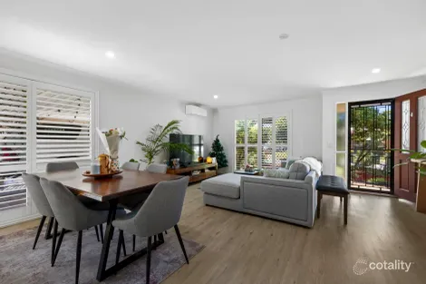 Property photo of 4 Pepperina Place Fitzgibbon QLD 4018