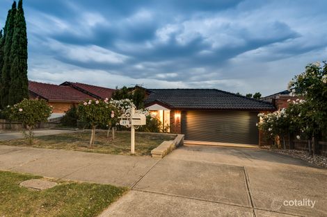 Property photo of 17 Georgette Crescent Endeavour Hills VIC 3802