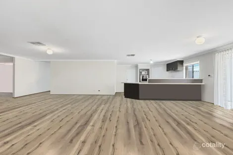 Property photo of 3 Walnut Way Meadow Springs WA 6210