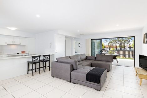 Property photo of 1/90 Glenalva Terrace Enoggera QLD 4051