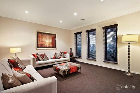 Property photo of 8 Oaklands View Doreen VIC 3754