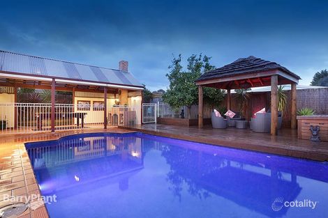 8 Minton Cl, Boronia, VIC 3155