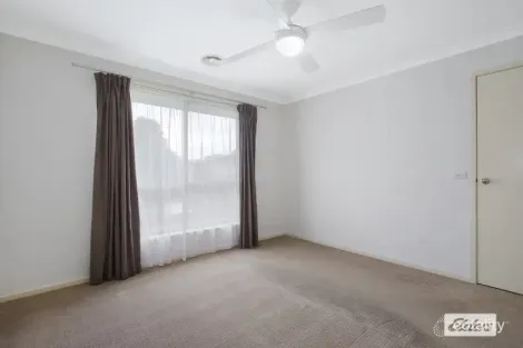 Property photo of 20 Ballara Drive Wodonga VIC 3690