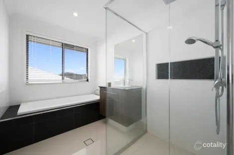 Property photo of 20 Mountain View Parade Maudsland QLD 4210