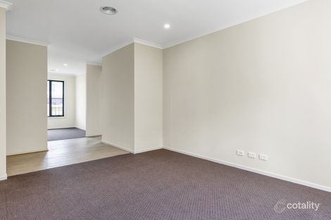 Property photo of 9 Buttermint Crescent Manor Lakes VIC 3024