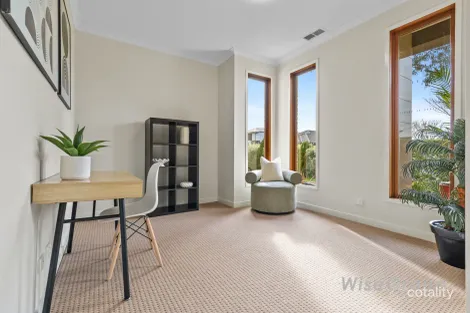 Property photo of 29 Chagall Parade Clyde North VIC 3978