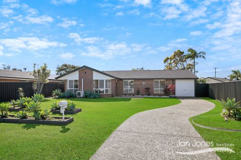 4 Savu Ct, Kippa-Ring, QLD 4021