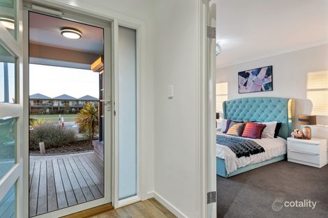 Property photo of 26 Admiral Parade Seaford Meadows SA 5169