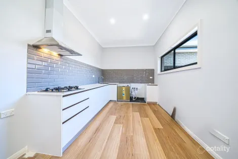 15a Crawford Rd, Doonside, NSW 2767