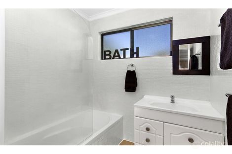 Property photo of 37 Violet Crescent Rasmussen QLD 4815