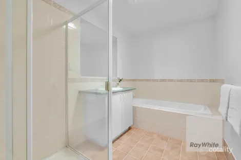 Property photo of 15 Ironbark Drive Bundoora VIC 3083