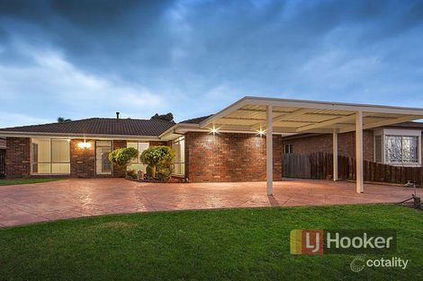 Property photo of 18 Linnel Court Rowville VIC 3178