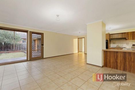 Property photo of 18 Linnel Court Rowville VIC 3178