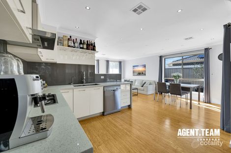 Property photo of 124 Hollows Circuit Macgregor ACT 2615
