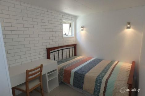 Property photo of 33 Derby Street Highgate Hill QLD 4101