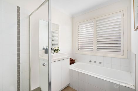 Property photo of 11 Clarence Way South Morang VIC 3752