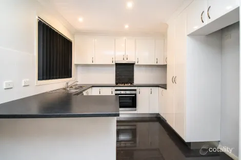 Property photo of 13 Bella Vista Close Orange NSW 2800