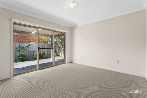 Property photo of 6/20-22 Greenacre Road Wollongong NSW 2500