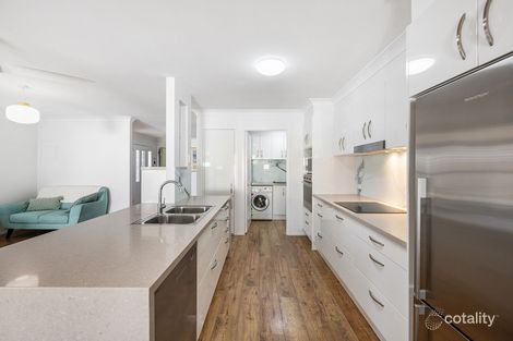Property photo of 4/21 Beachcomber Court Burleigh Waters QLD 4220