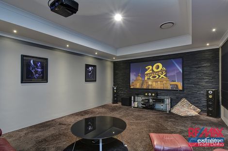 Property photo of 17 Redheart Road Carramar WA 6031