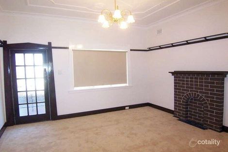 Property photo of 10 Brisbane Avenue Rodd Point NSW 2046