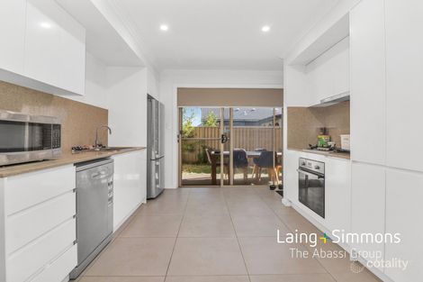 Property photo of 9/80 Canberra Street Oxley Park NSW 2760