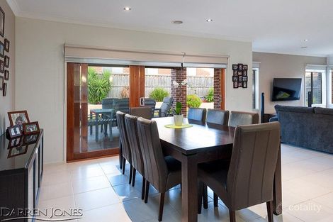 Property photo of 13 Breenview Place Doreen VIC 3754