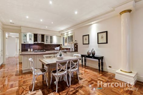 Property photo of 1 Deirdre Street Glen Waverley VIC 3150