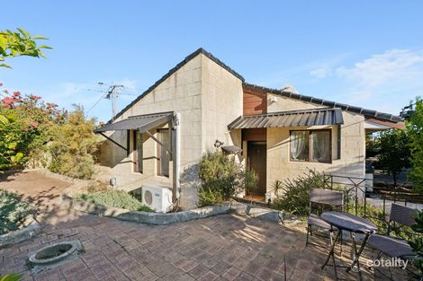 Property photo of 14 Chadstone Road Craigie WA 6025