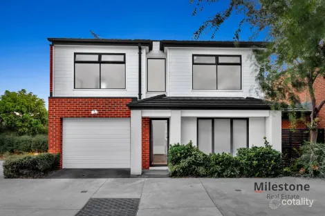 5/17 Golden Elm Way, Lyndhurst, VIC 3975