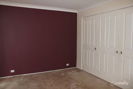 Property photo of 37 Pasadena Crescent Macquarie Hills NSW 2285