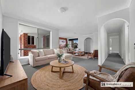 Property photo of 19 Opperman Way Windradyne NSW 2795